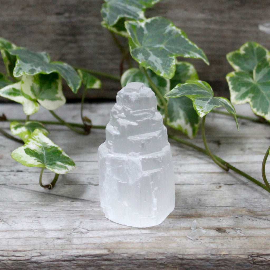 Natural selenite tower crystal – 5 cm polished white cleansing stone