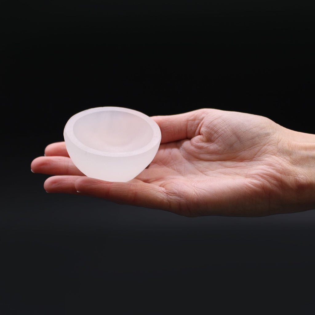 Natural selenite round bowl – 6 cm white crystal cleansing dish